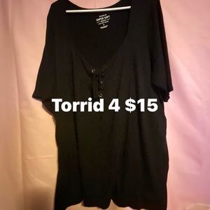 Torrid shirt size 4